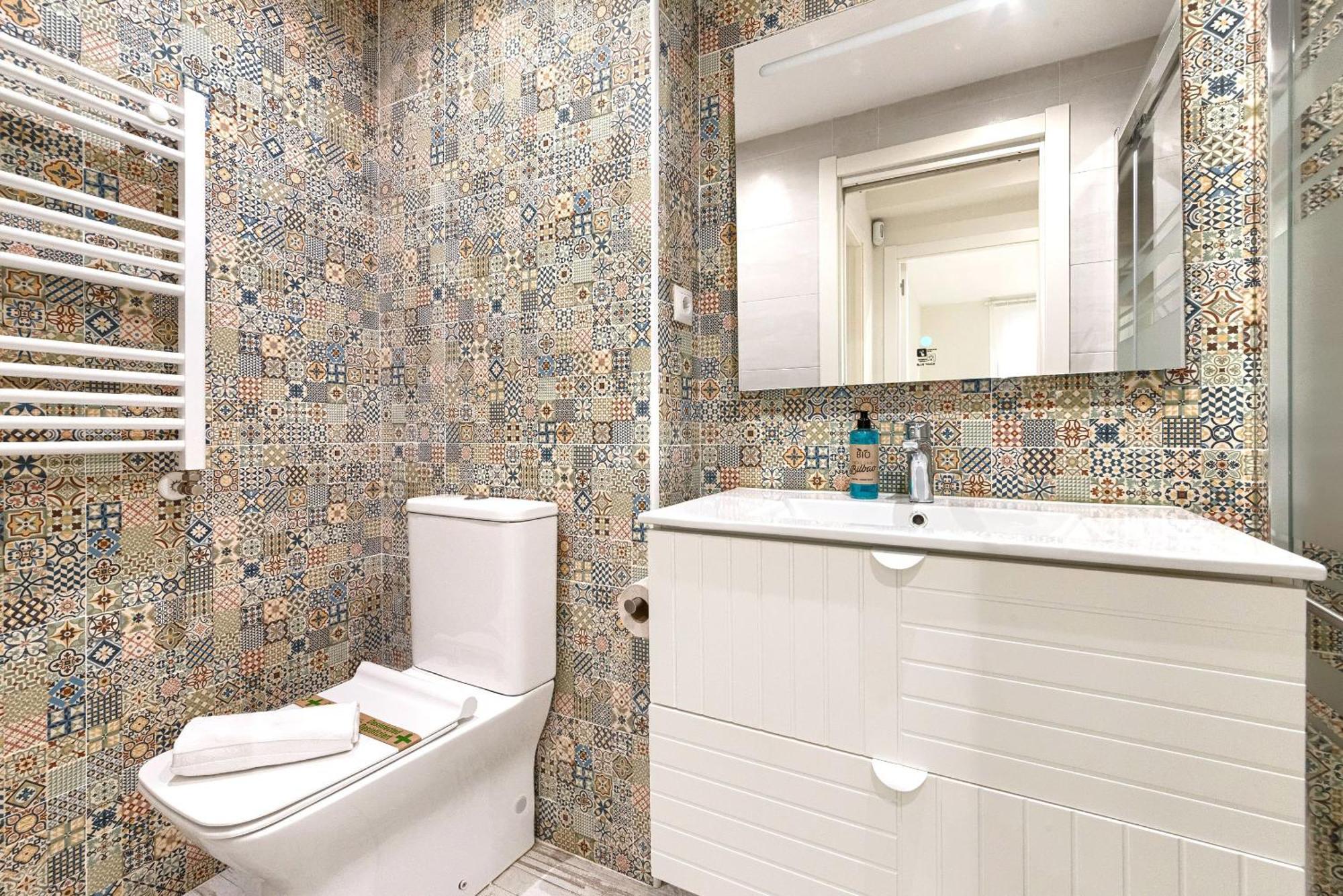 Lujoso Piso En Casco Viejo. Bilbao. Free Wifi. Apartamento Bilbao